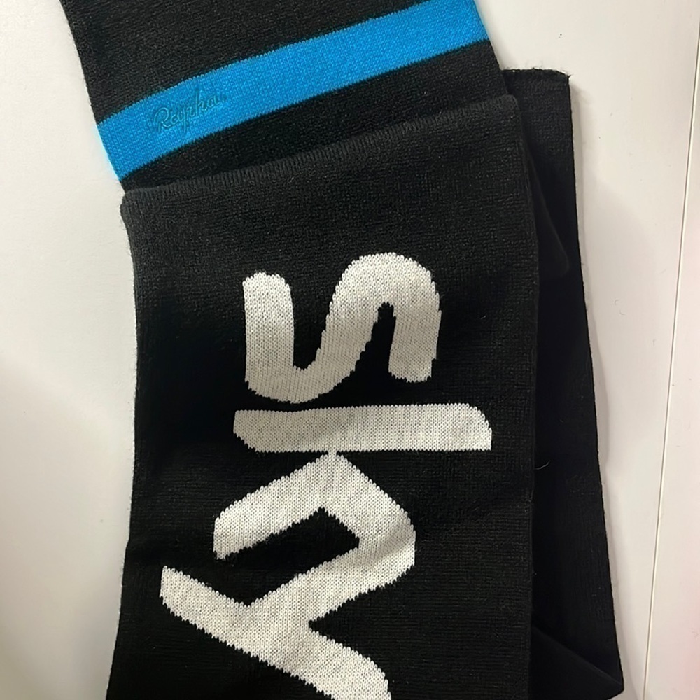 𝅺rapha TEAM SKY SUPPORTER SCARF BRAND NEW WITH TAGS‎ AUTHENTIC. PRO CYCLING